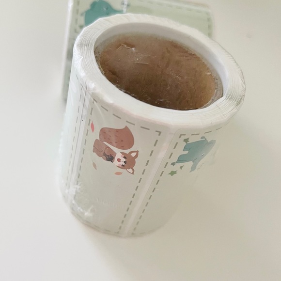 250 Kids Name Stickers - Picture 3 of 3